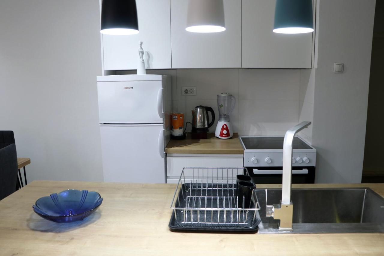 Spacious Modern Apartment Kisela Voda Skopje Exterior photo
