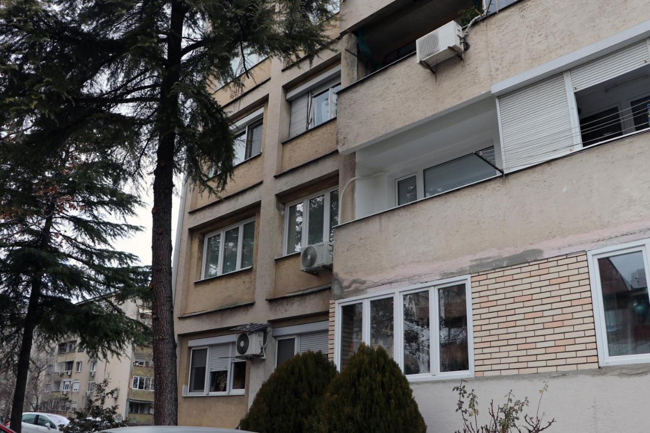 Spacious Modern Apartment Kisela Voda Skopje Exterior photo